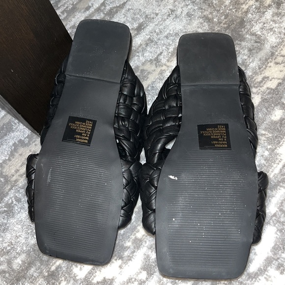 Steve Madden Sandals - Picture 2 of 3